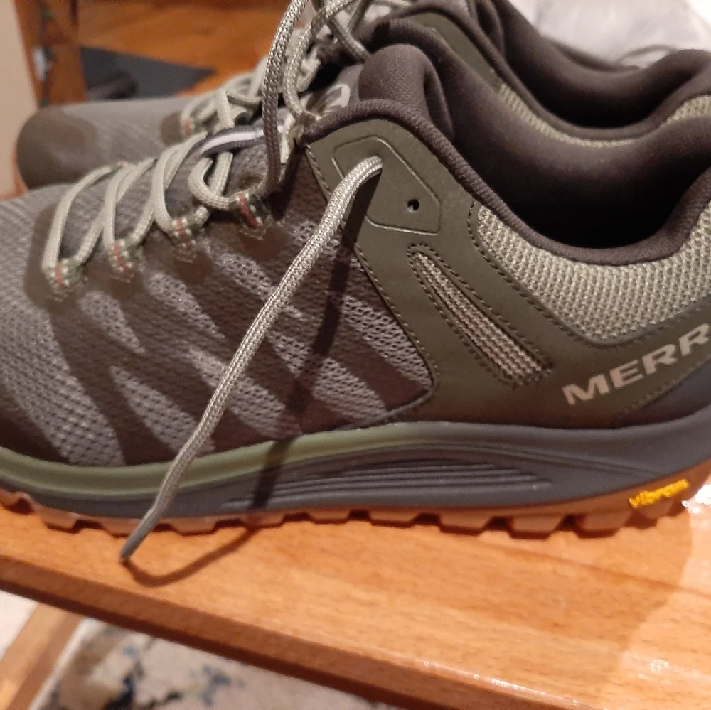 Merrell Shoes - Picture 2 of 4